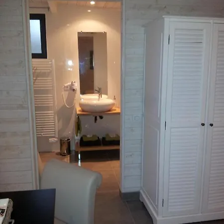 Timazen Lodges Agen Sud *