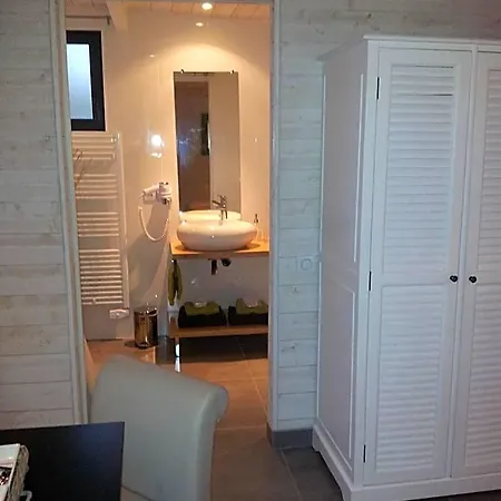 Timazen Agen Sud Lodge *