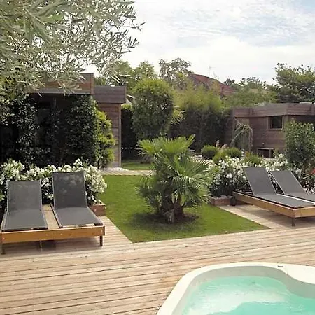 Timazen Agen Sud Lodge