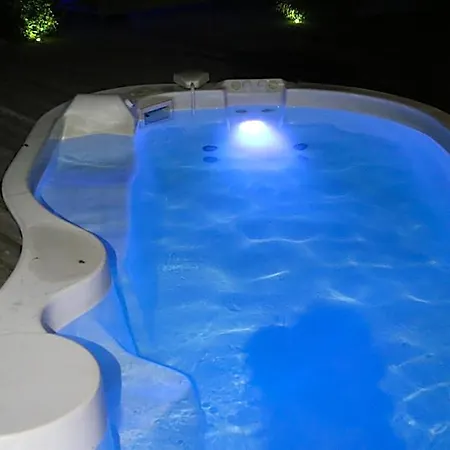 Lodge Timazen Agen Sud