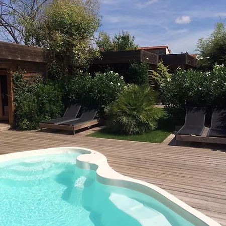 Timazen Lodges Agen Sud
