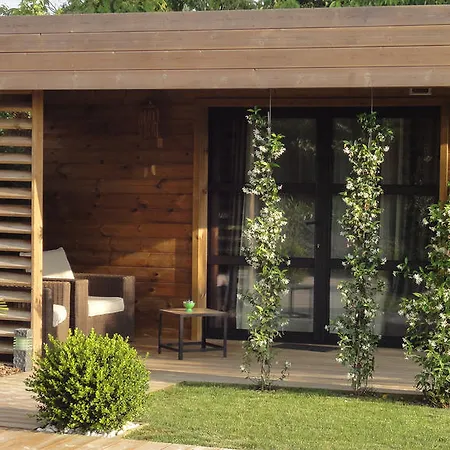 Timazen Lodges Agen Sud